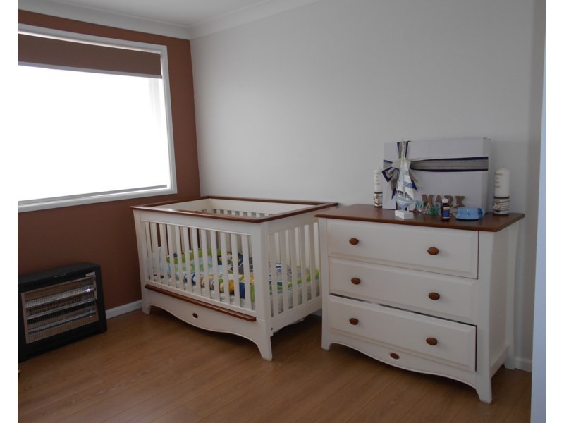 6 Comin Place, Abbotsbury NSW 2176