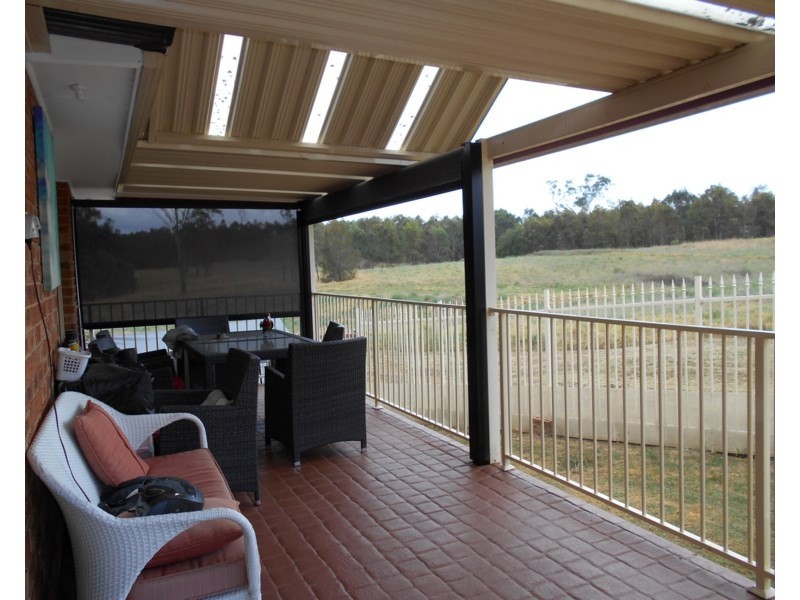 6 Comin Place, Abbotsbury NSW 2176