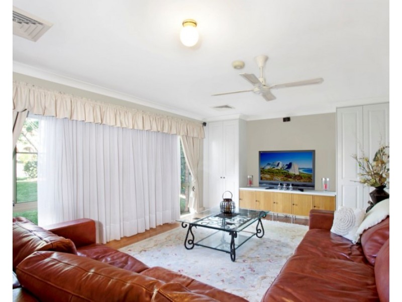 12 Candlewood Street, Bossley Park NSW 2176