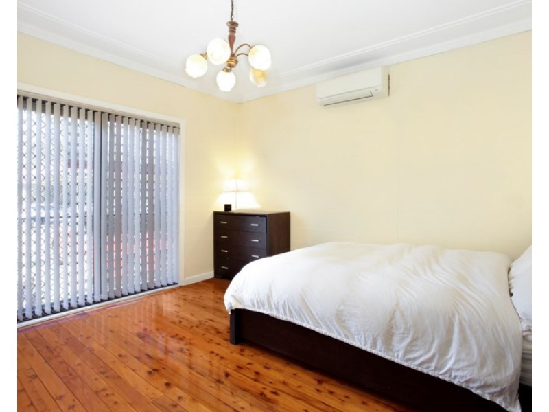 34 Mittiamo Street, Canley Heights NSW 2166