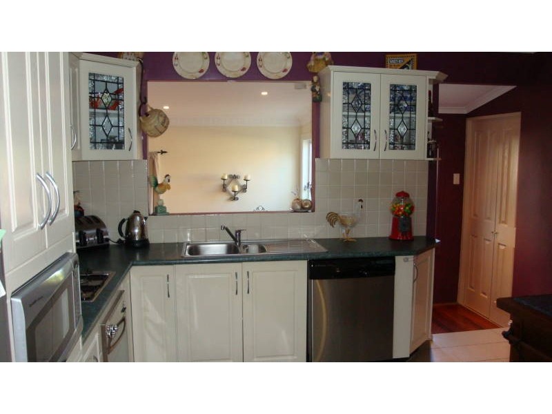 24 Rawson Road, Fairfield West NSW 2165