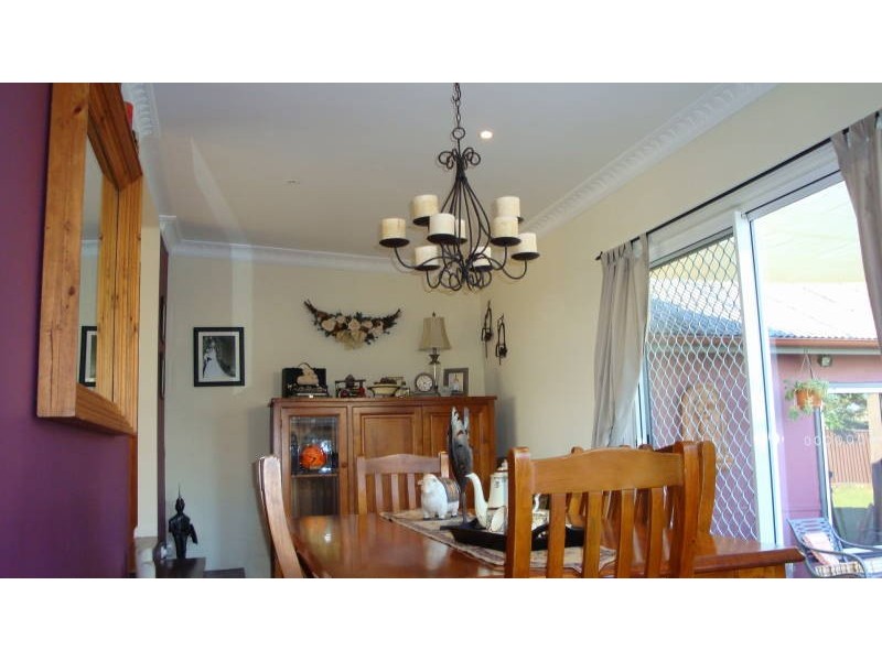 24 Rawson Road, Fairfield West NSW 2165