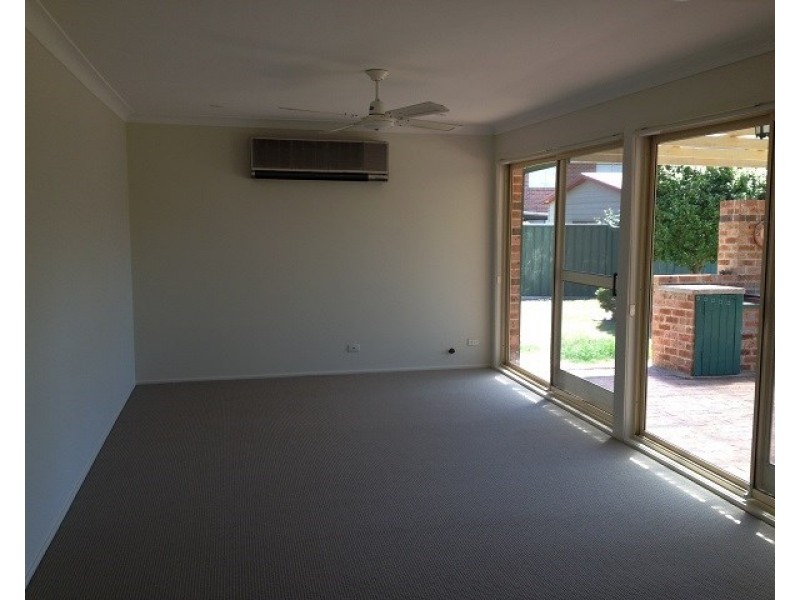 17 Falmer Street, Abbotsbury NSW 2176
