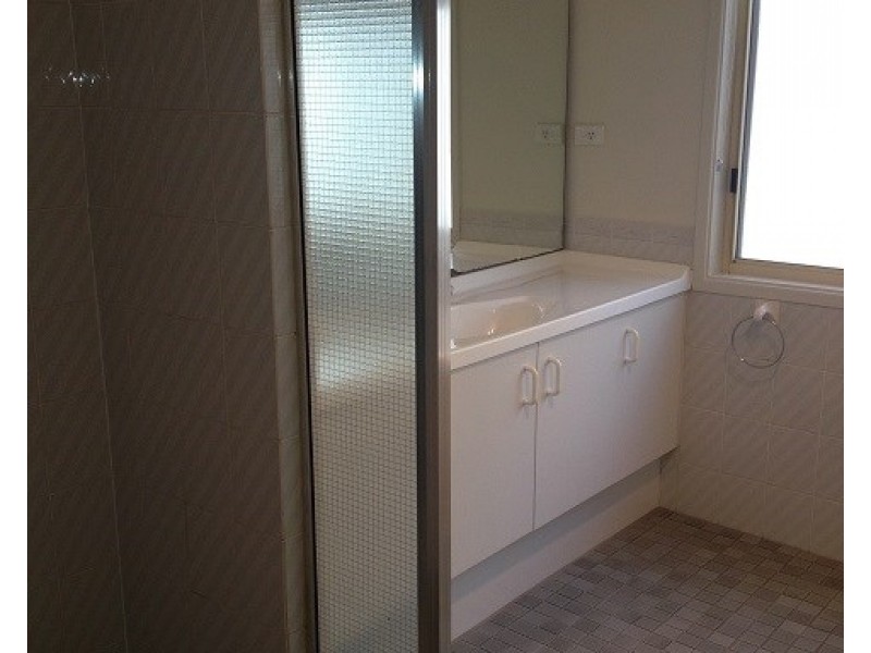 17 Falmer Street, Abbotsbury NSW 2176