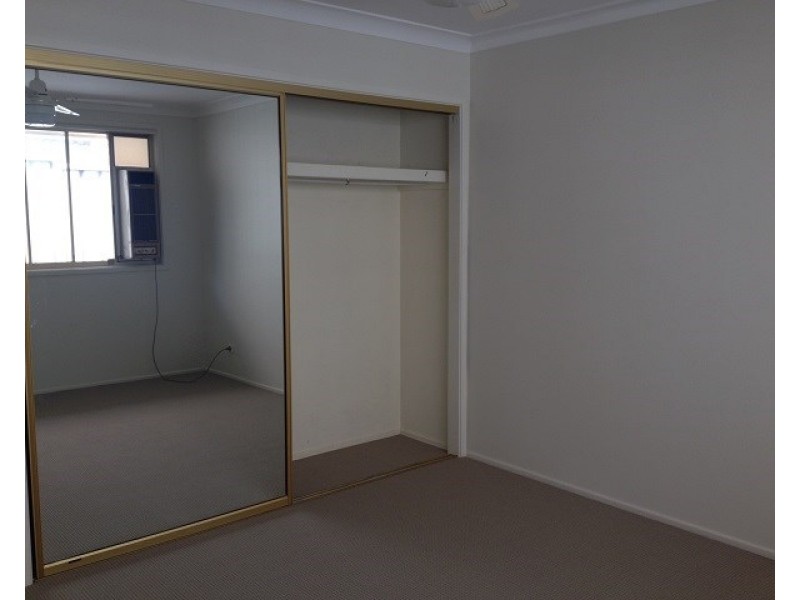 17 Falmer Street, Abbotsbury NSW 2176