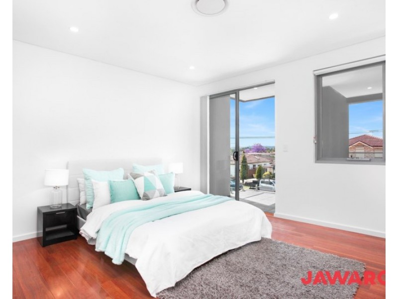 9B Percy Street, Fairfield Heights NSW 2165