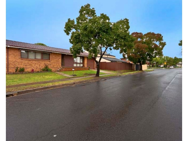 12 Keats Close, Wetherill Park NSW 2164