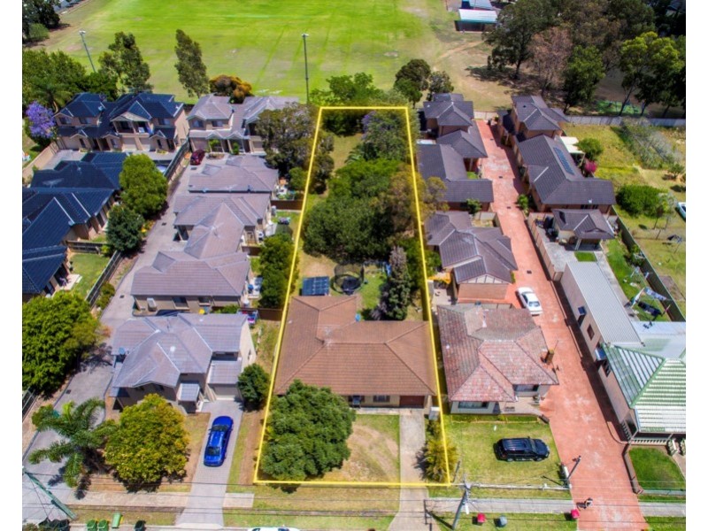 14 Oxford Street, Smithfield NSW 2164