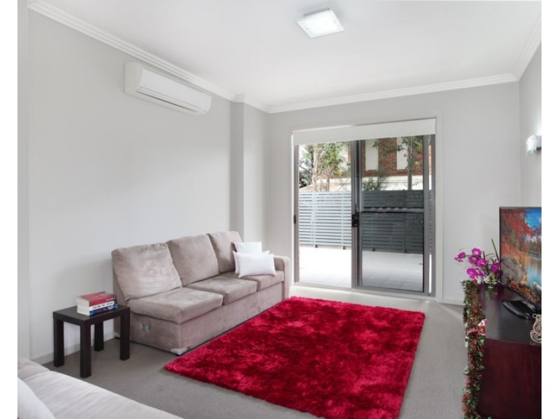 1/3-9 Warby Street, Campbelltown NSW 2560
