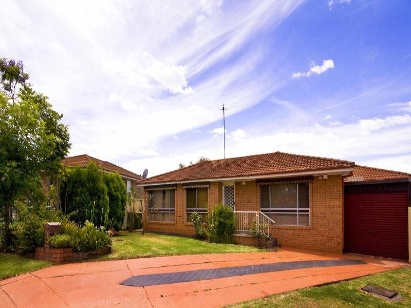 5 Rudd Close, Edensor Park NSW 2176