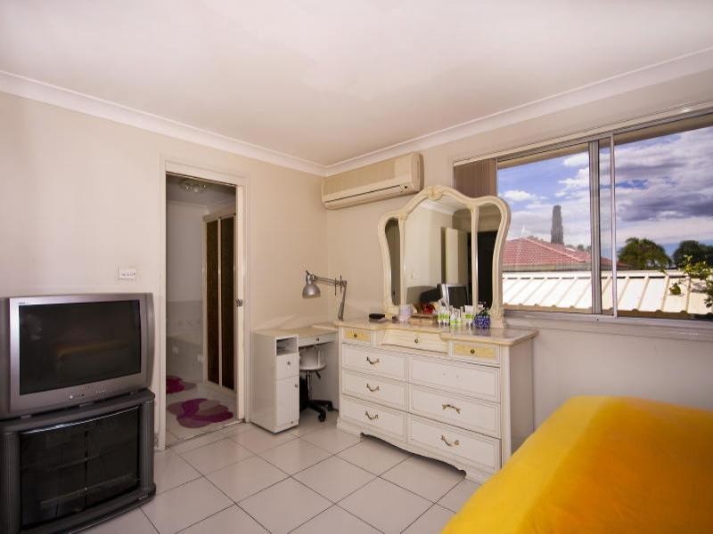 5 Rudd Close, Edensor Park NSW 2176