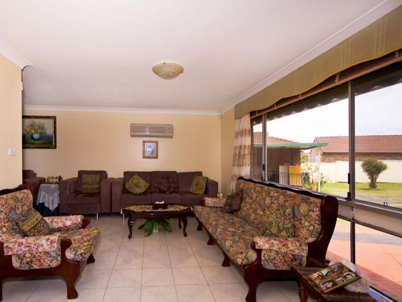 5 Rudd Close, Edensor Park NSW 2176