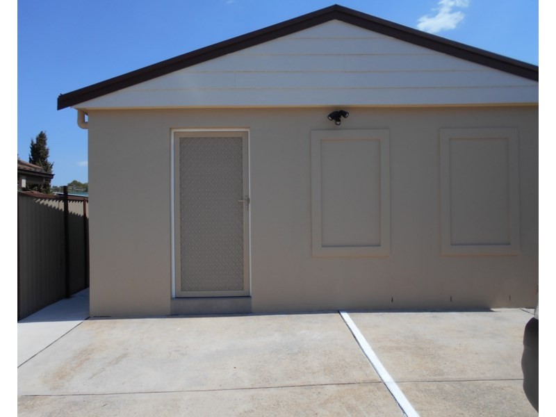 12a Simpson Road, Bonnyrigg Heights NSW 2177