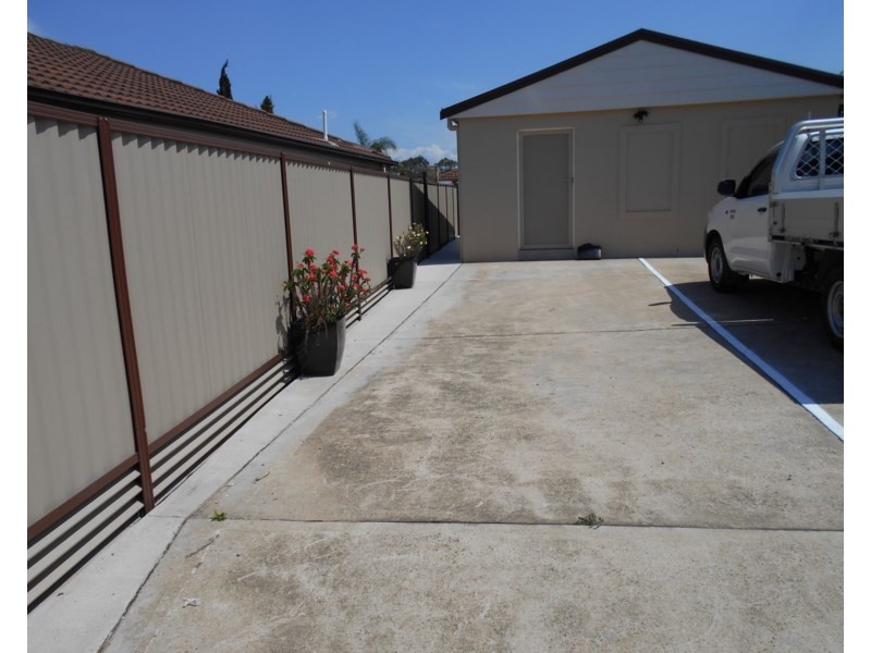 12a Simpson Road, Bonnyrigg Heights NSW 2177