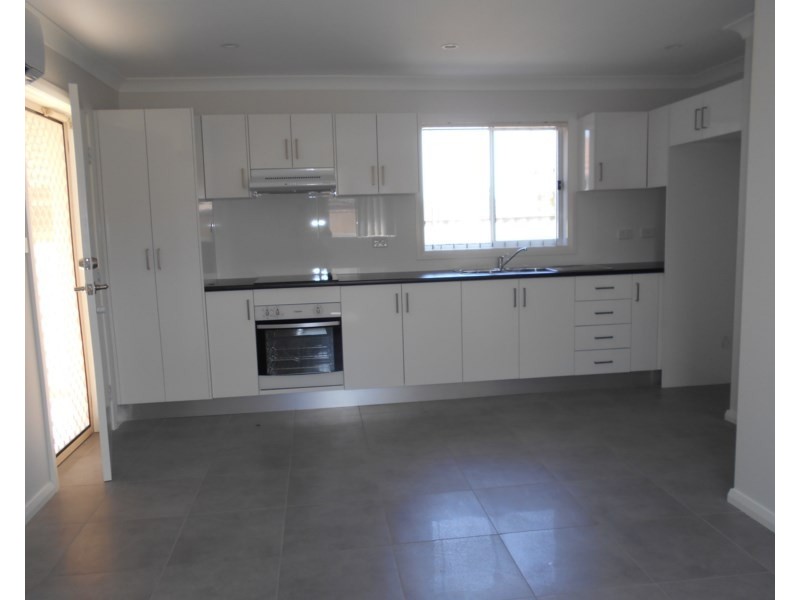 12a Simpson Road, Bonnyrigg Heights NSW 2177