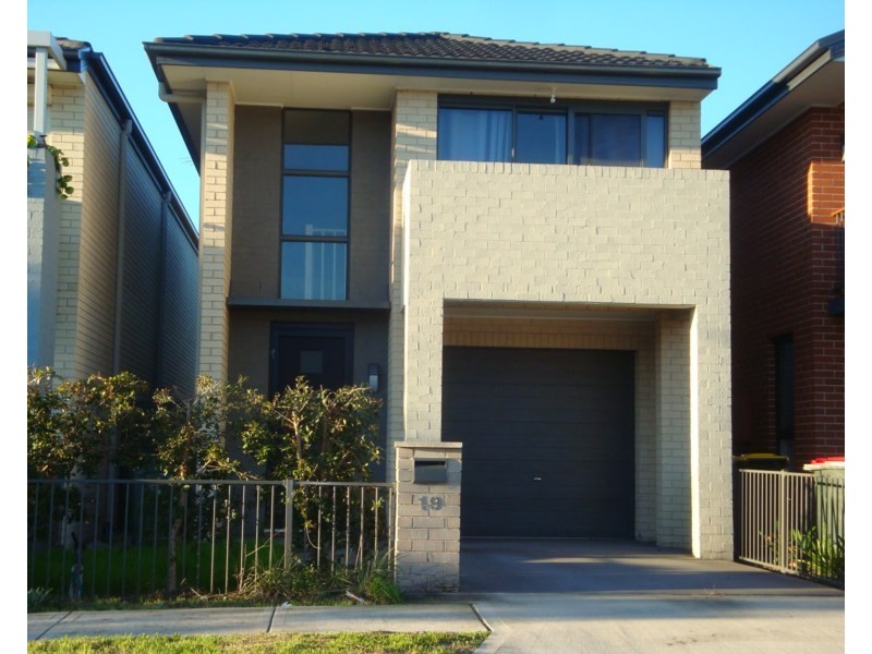 19 Fern Street, Bonnyrigg NSW 2177