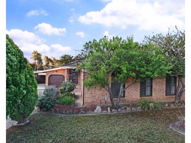 168 Bossley Road, Bossley Park NSW 2176
