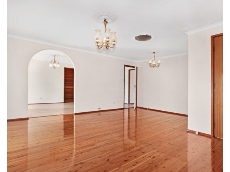 168 Bossley Road, Bossley Park NSW 2176