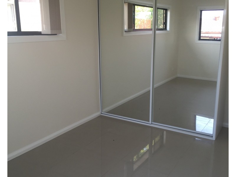 8A Lawford Street, Fairfield West NSW 2165