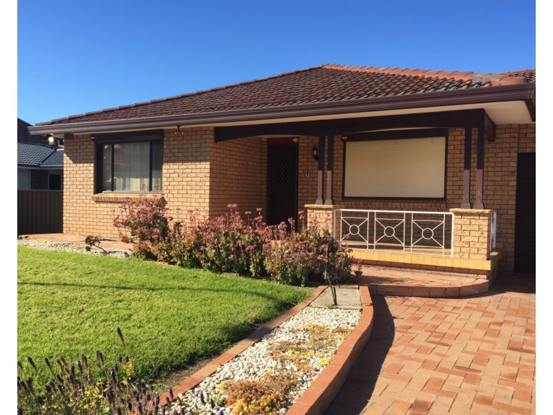 42 Boronia Road, Bossley Park NSW 2176