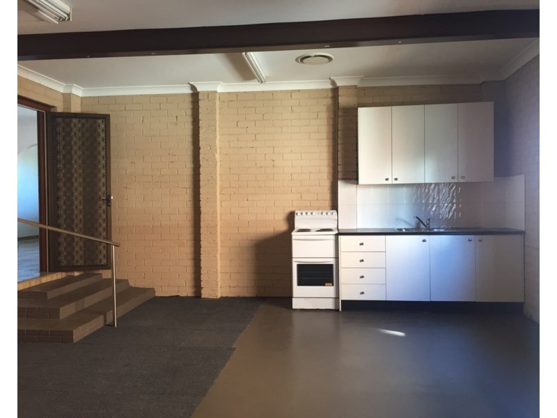 42 Boronia Road, Bossley Park NSW 2176