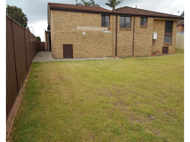 35 Alamein Road, Bossley Park NSW 2176