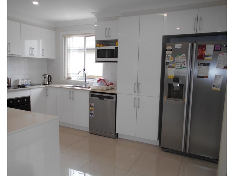 15 Lyndsay Avenue, Smithfield NSW 2164