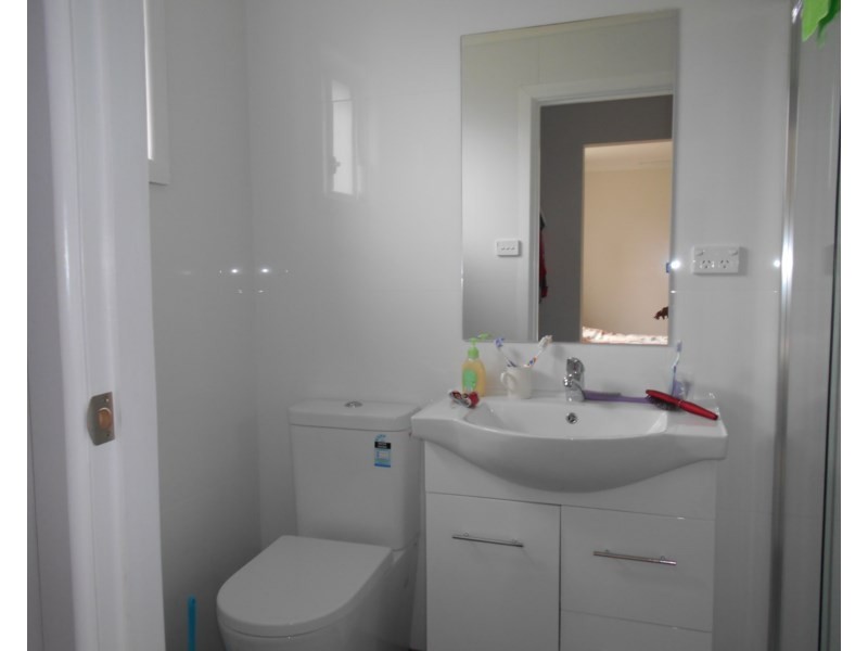 15 Lyndsay Avenue, Smithfield NSW 2164