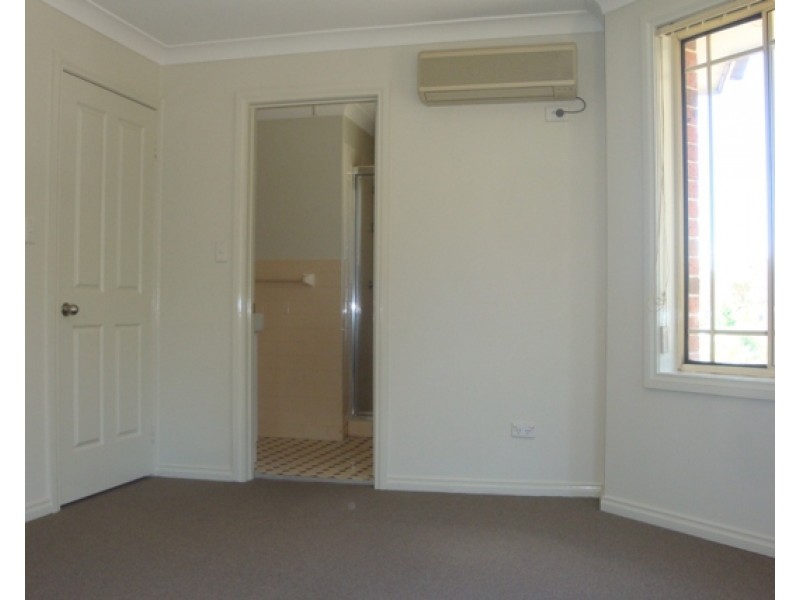 46a Sartor Crescent, Bossley Park NSW 2176