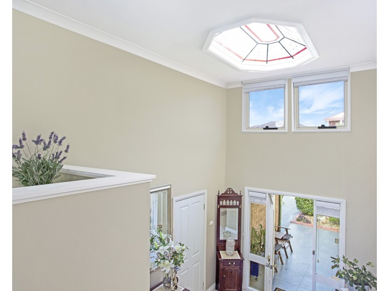 12 Candlewood Street, Bossley Park NSW 2176