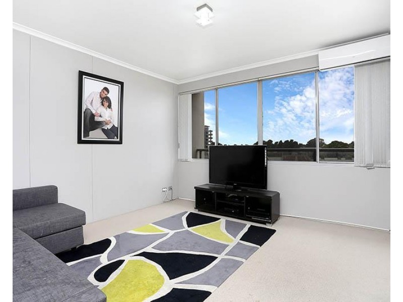 Unit 302/13 Spencer Street, Fairfield NSW 2165