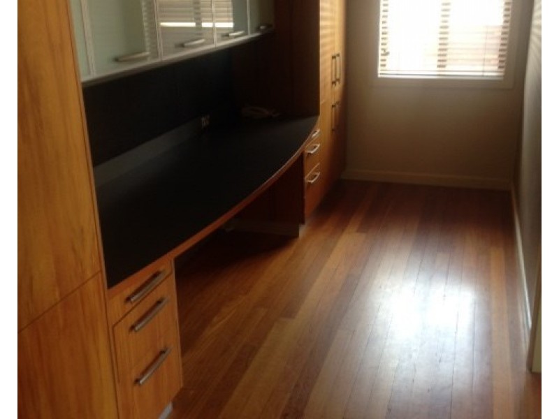 3 Grevillea Close, Bossley Park NSW 2176