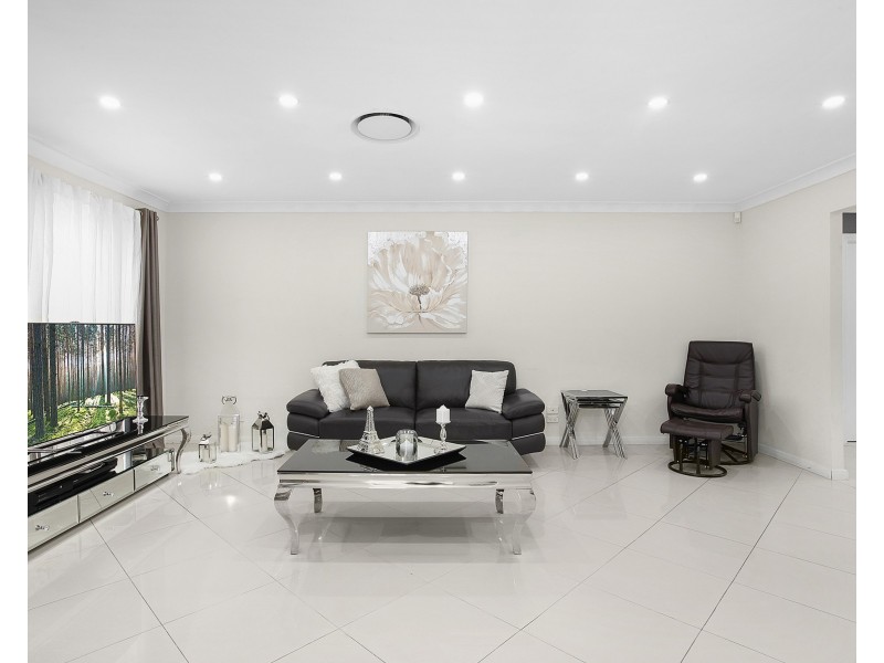 4 Hair Close, Greenfield Park NSW 2176