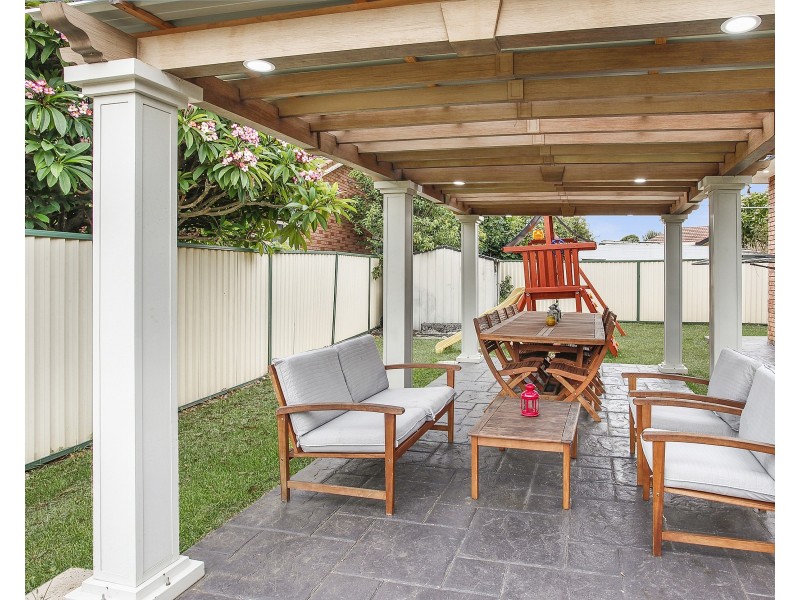 4 Hair Close, Greenfield Park NSW 2176