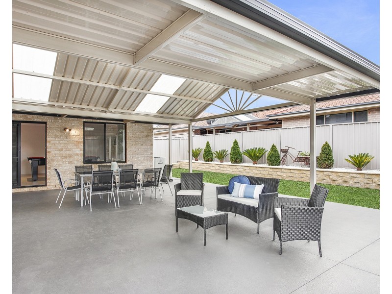 6 Hannan Place, Prairiewood NSW 2176