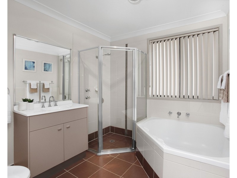 6 Hannan Place, Prairiewood NSW 2176