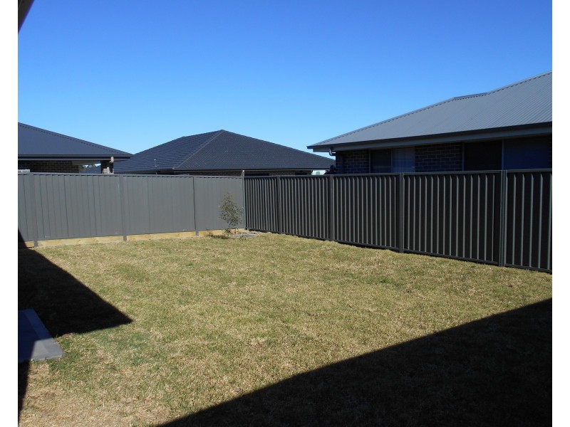 76 Nicholson Parade, Spring Farm NSW 2570