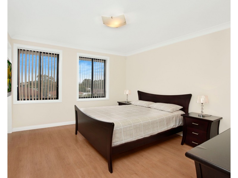 Fairfield West NSW 2165
