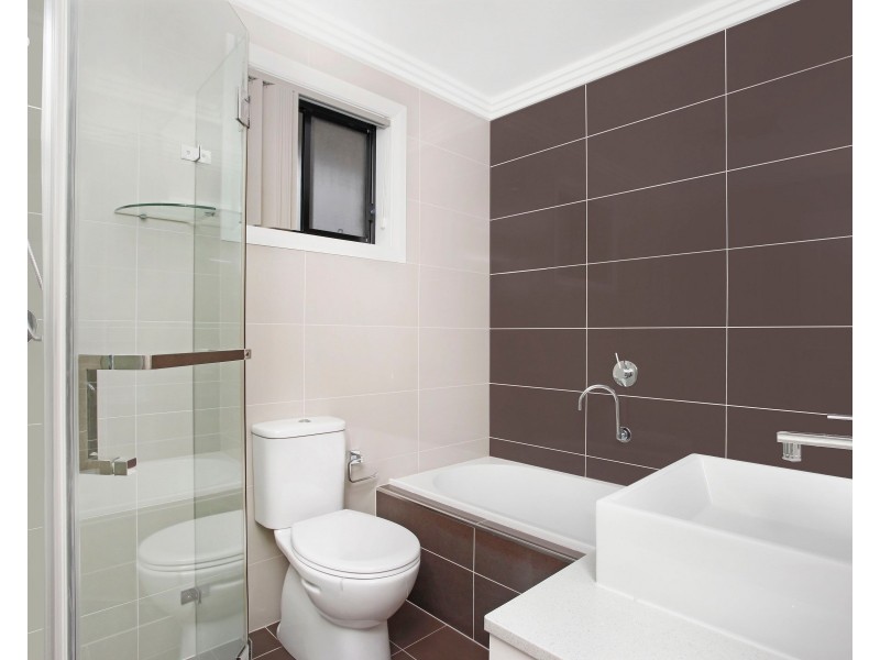 Fairfield West NSW 2165