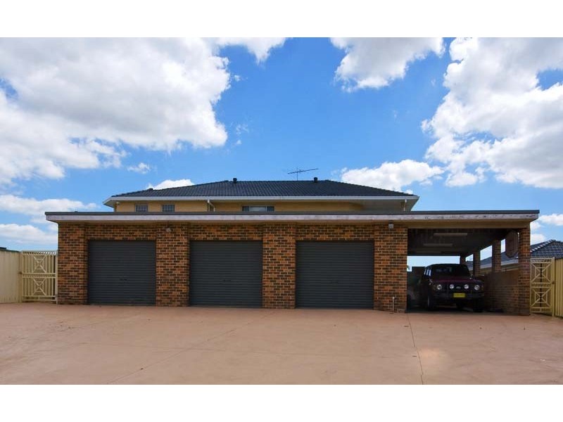 145 Humphries Road, St Johns Park NSW 2176