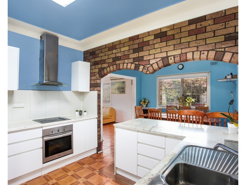 86 Kiora Street, Canley Heights NSW 2166