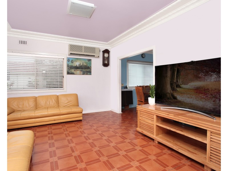 86 Kiora Street, Canley Heights NSW 2166