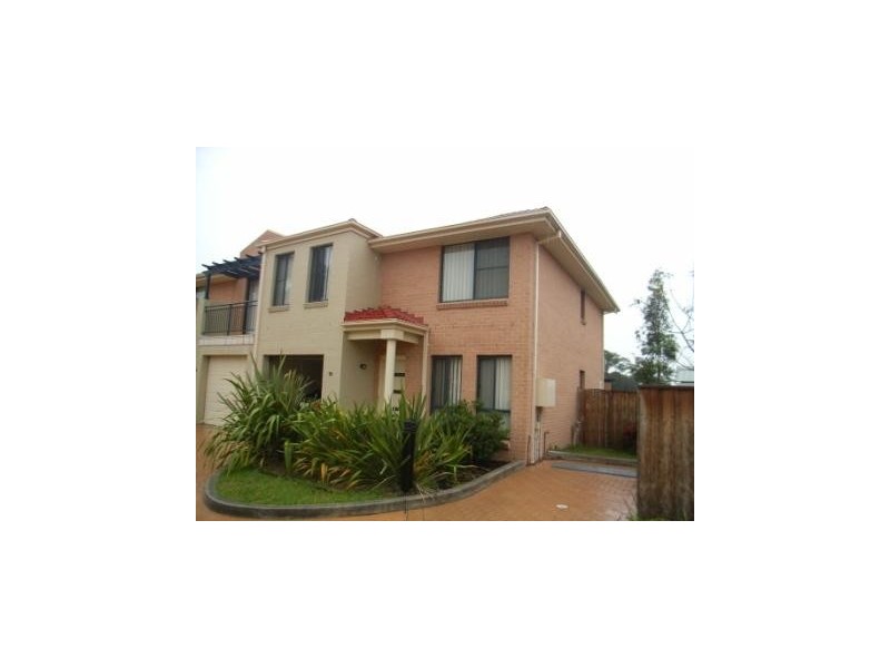 76 Coffs Harbour Avenue, Hoxton Park NSW 2171