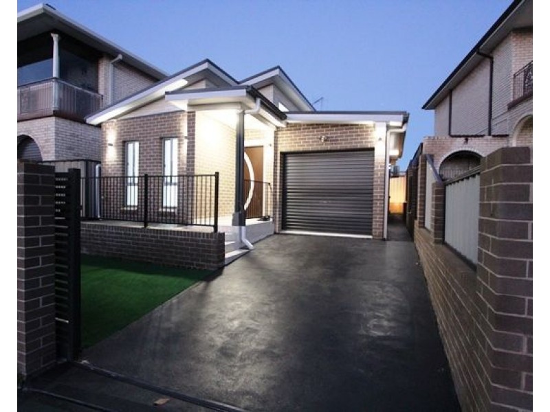 30A Wordsworth Street, Wetherill Park NSW 2164