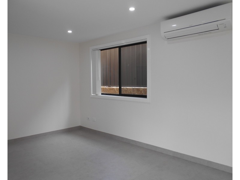 37a Stockdale Crescent, Abbotsbury NSW 2176