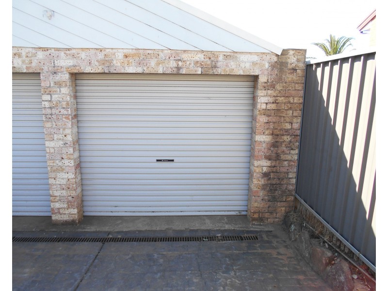 4A Glen Elgin Crescent, Edensor Park NSW 2176