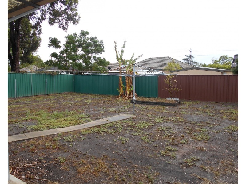 7 Nyora Avenue, Smithfield NSW 2164