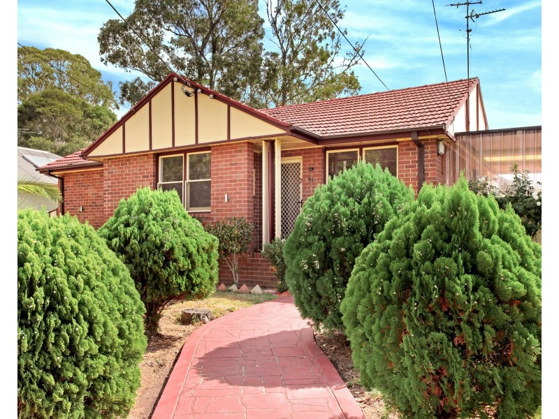 31 Van Dieman Crescent, Fairfield West NSW 2165