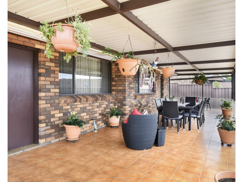 7 Loxton Place, Bossley Park NSW 2176