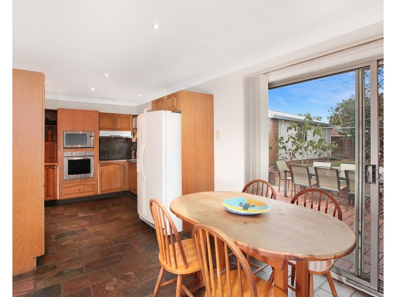 11 Hillend Place, Wakeley NSW 2176